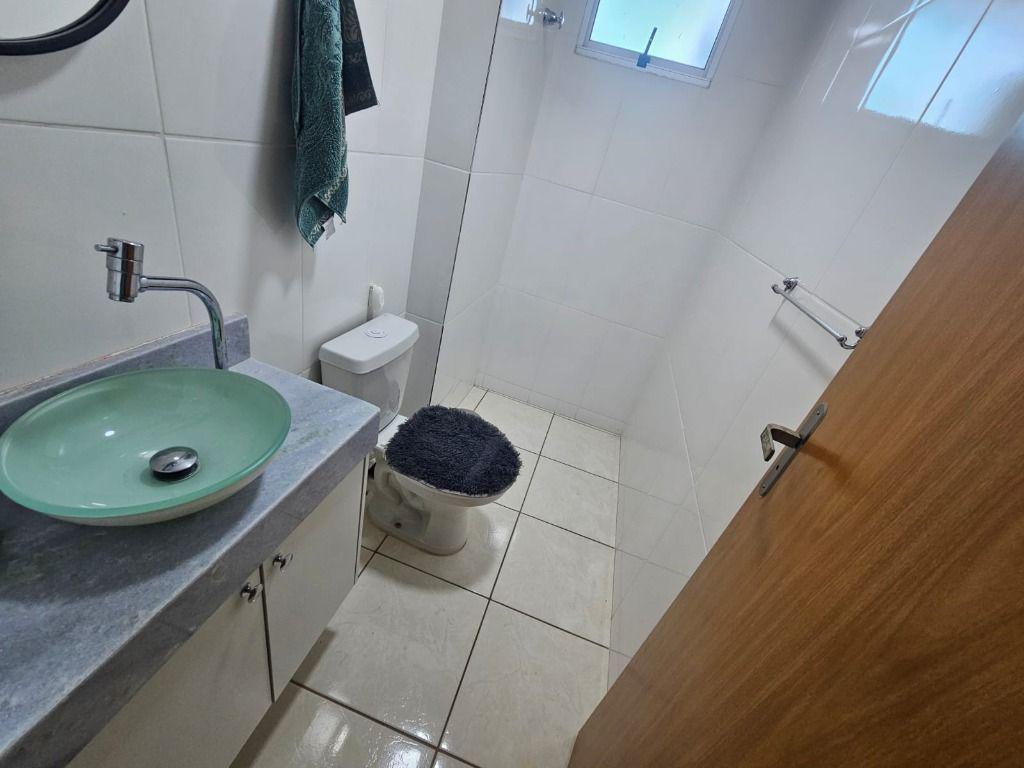 Casa, Vila Francisco de Moura, 2 Quartos, 1 Vaga