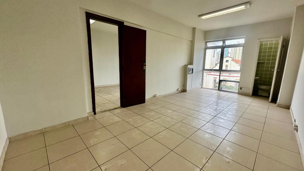 Sala, Centro, 0 Quarto, 0 Vaga