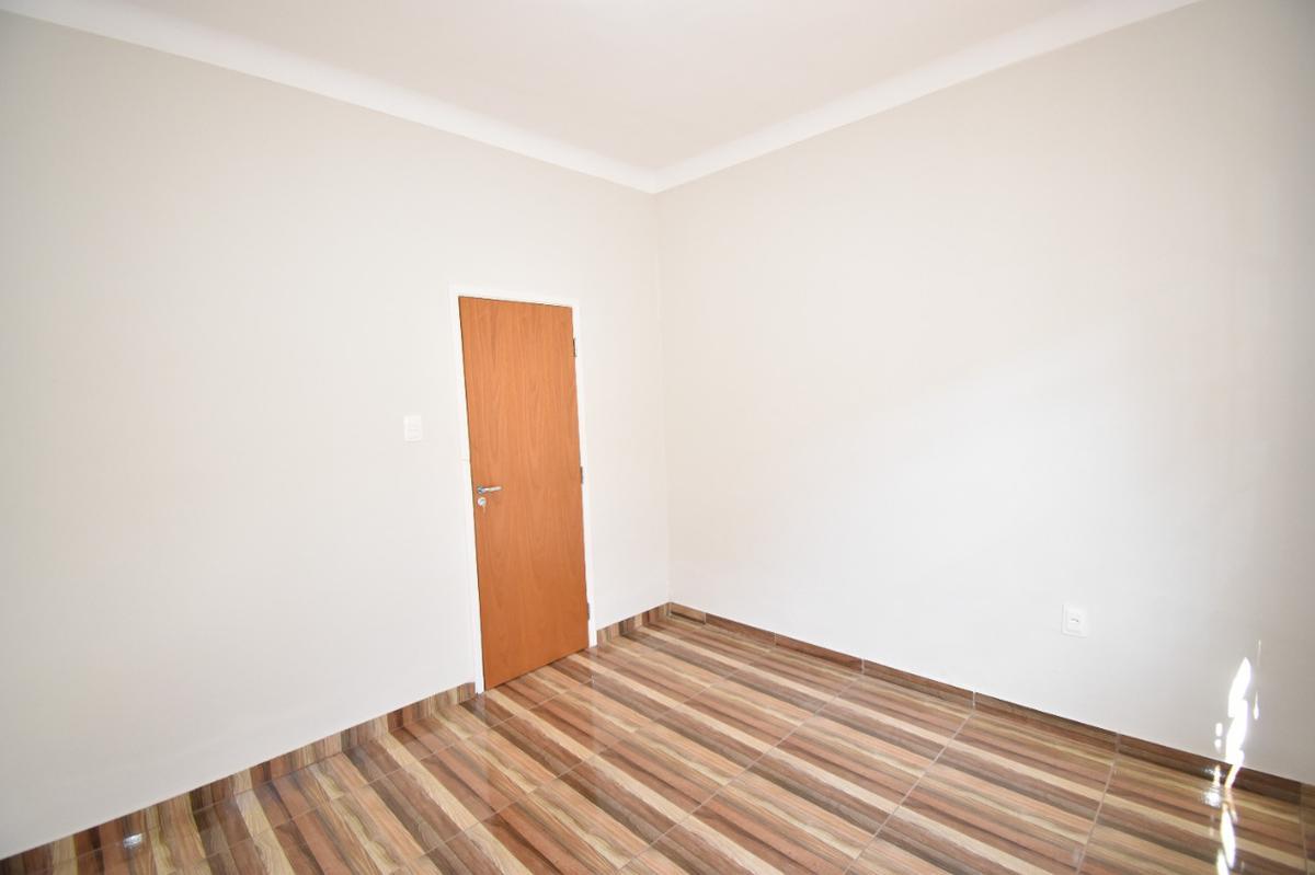 Casa, Itapoã, 2 Quartos, 0 Vaga