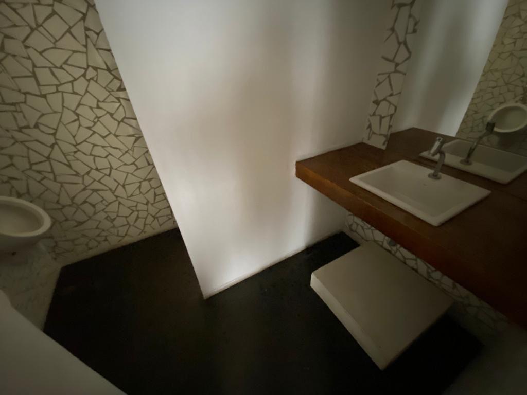 Casa Comercial, Lourdes, 3 Quartos, 0 Vaga