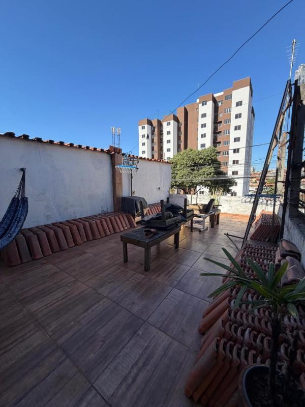 Casa, Teixeira Dias (barreiro), 3 Quartos, 2 Vagas, 1 Suíte