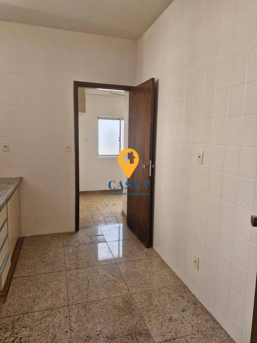 Apartamento, Serra, 4 Quartos, 2 Vagas, 1 Suíte