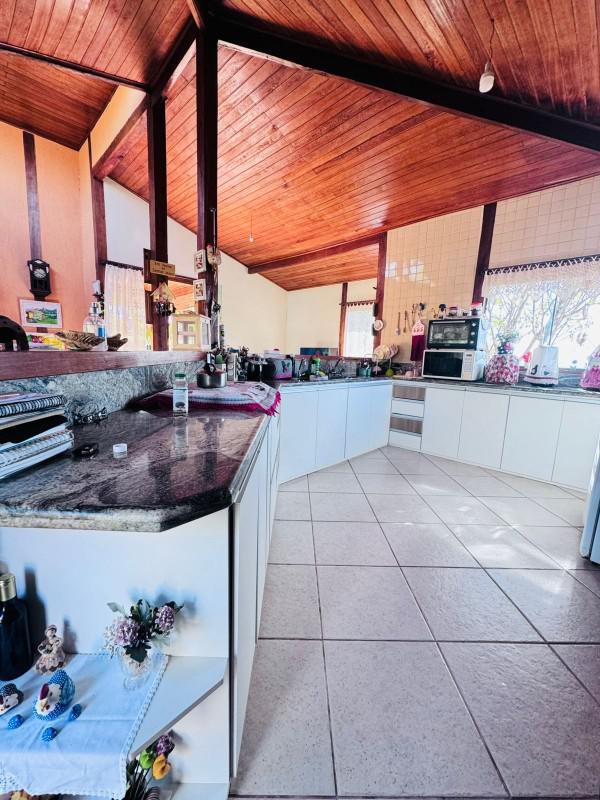 Casa, Serra dos Bandeirantes, 4 Quartos, 2 Vagas, 1 Suíte
