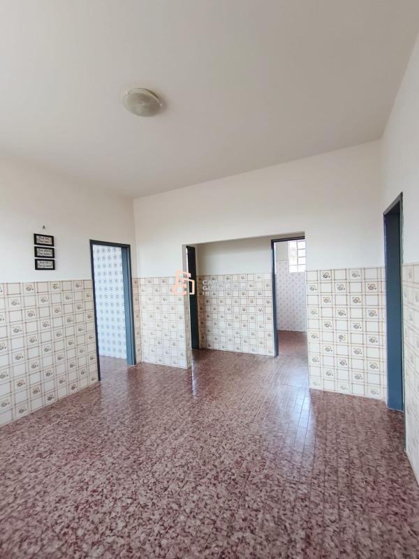 Casa, Tirol, 3 Quartos, 4 Vagas