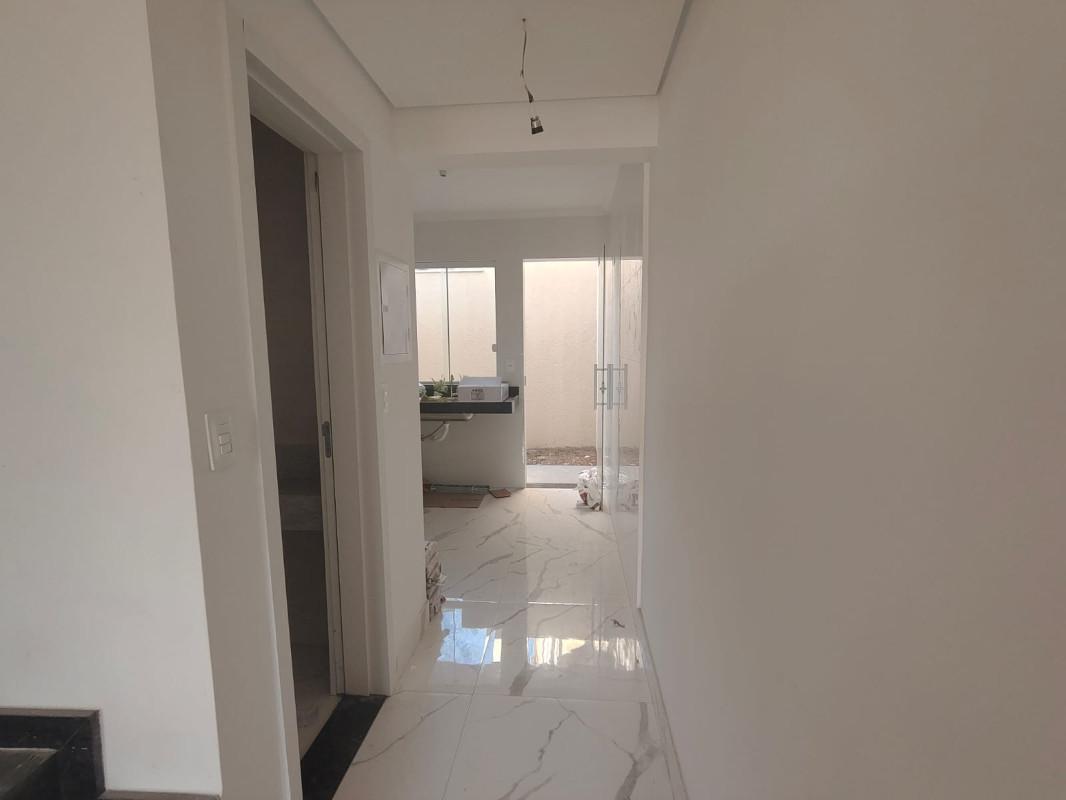 Casa, Candelária, 2 Quartos, 2 Vagas, 2 Suítes