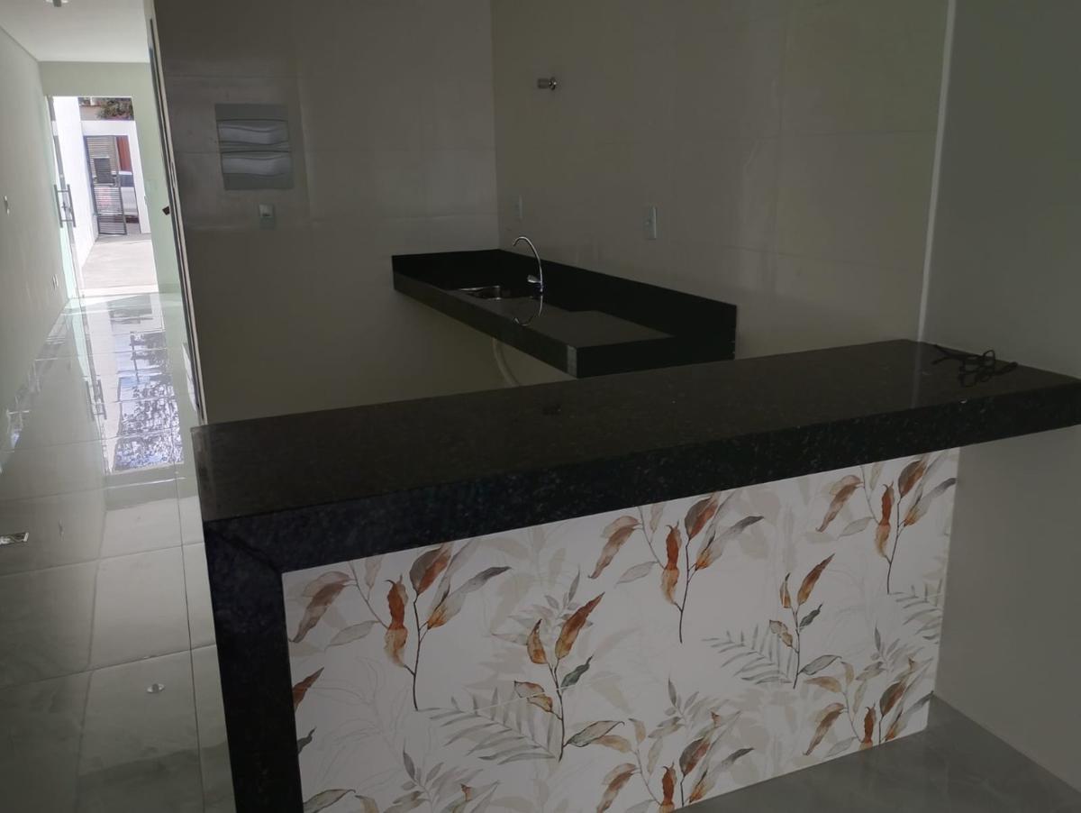 Casa, Candelária, 2 Quartos, 2 Vagas, 1 Suíte