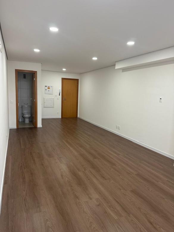 Sala, Estoril, 0 Quarto, 1 Vaga