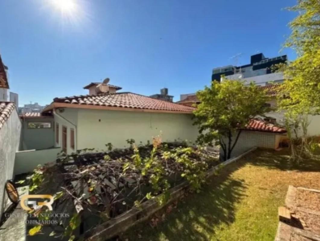 Casa Comercial, Castelo, 4 Quartos, 4 Vagas, 2 Suítes