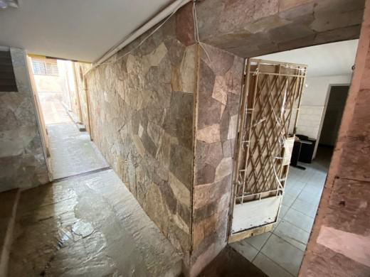Casa Comercial, Funcionários, 1 Quarto