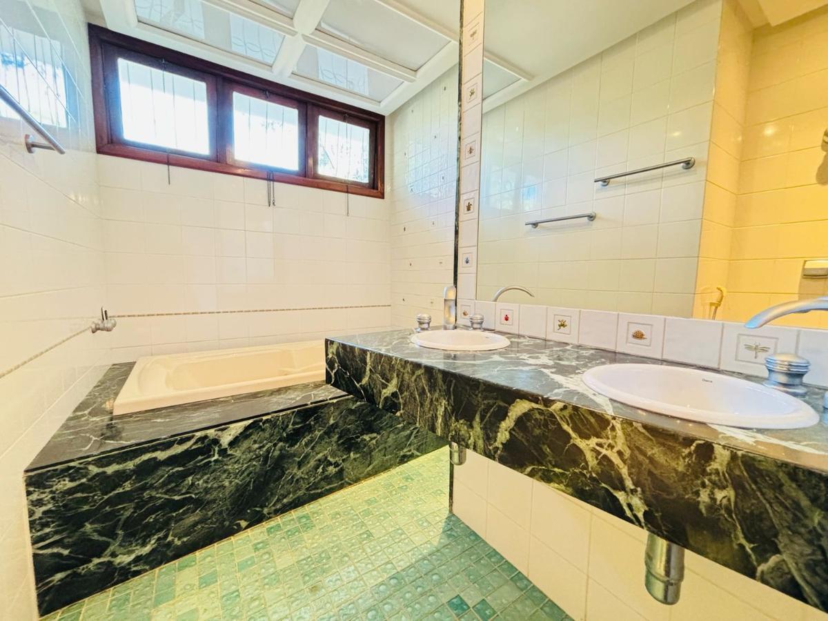 Casa, Bandeirantes (pampulha), 4 Quartos, 4 Vagas, 2 Suítes