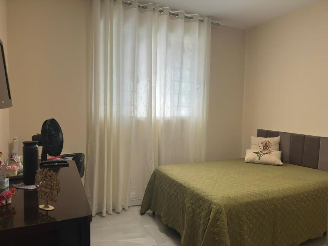 Casa, Barreiro, 2 Quartos, 2 Vagas, 1 Suíte