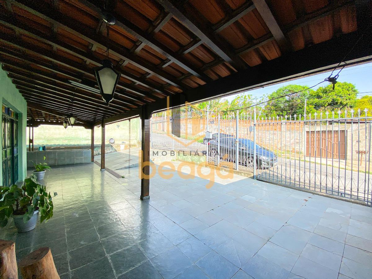 Casa, Parque Turistas, 3 Quartos, 8 Vagas, 2 Suítes
