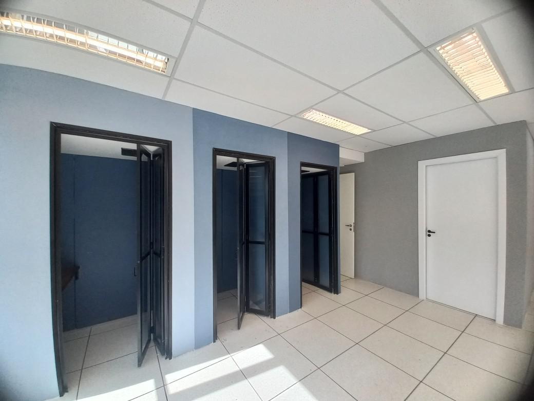 Sala, Funcionários, 0 Quarto, 2 Vagas