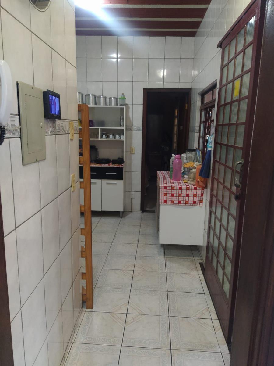 Casa, Vera Cruz, 4 Quartos, 2 Vagas, 2 Suítes