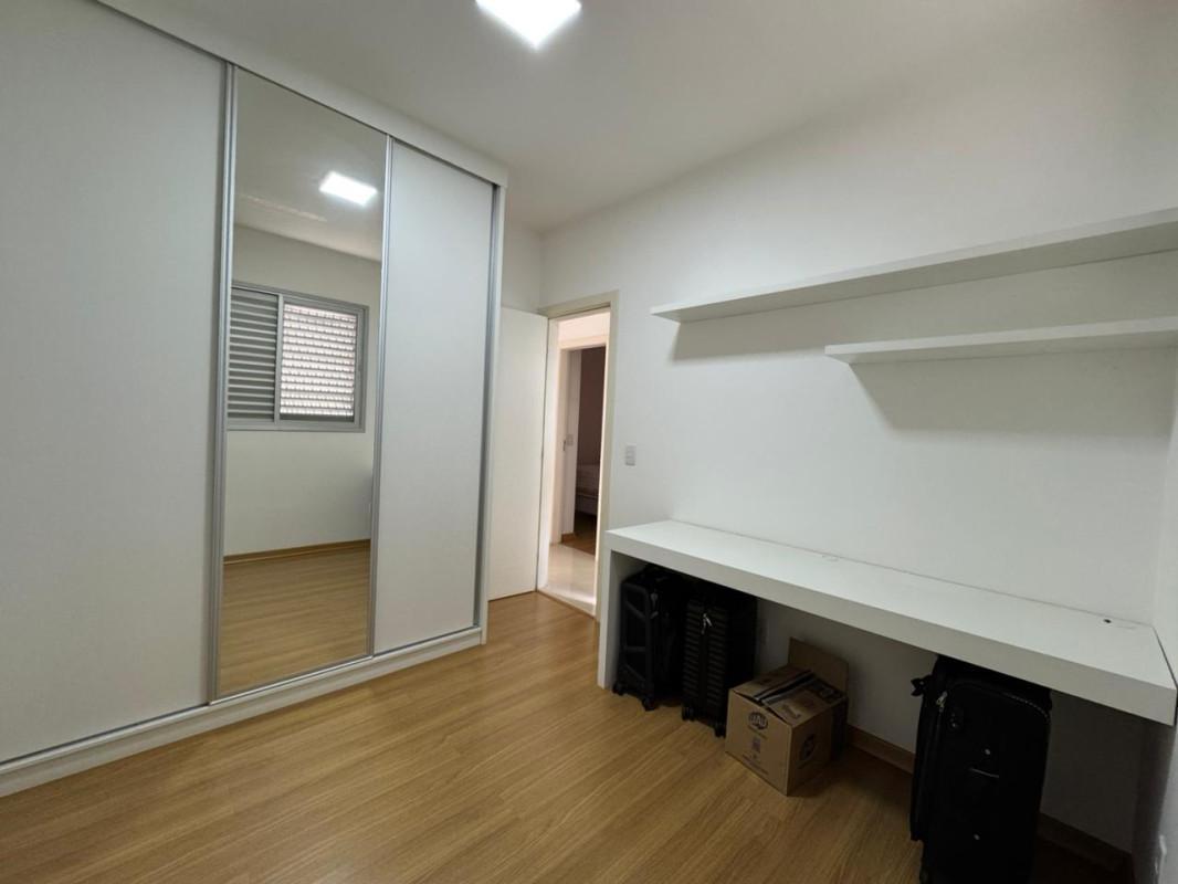 Apartamento, Estoril, 3 Quartos, 2 Vagas, 1 Suíte