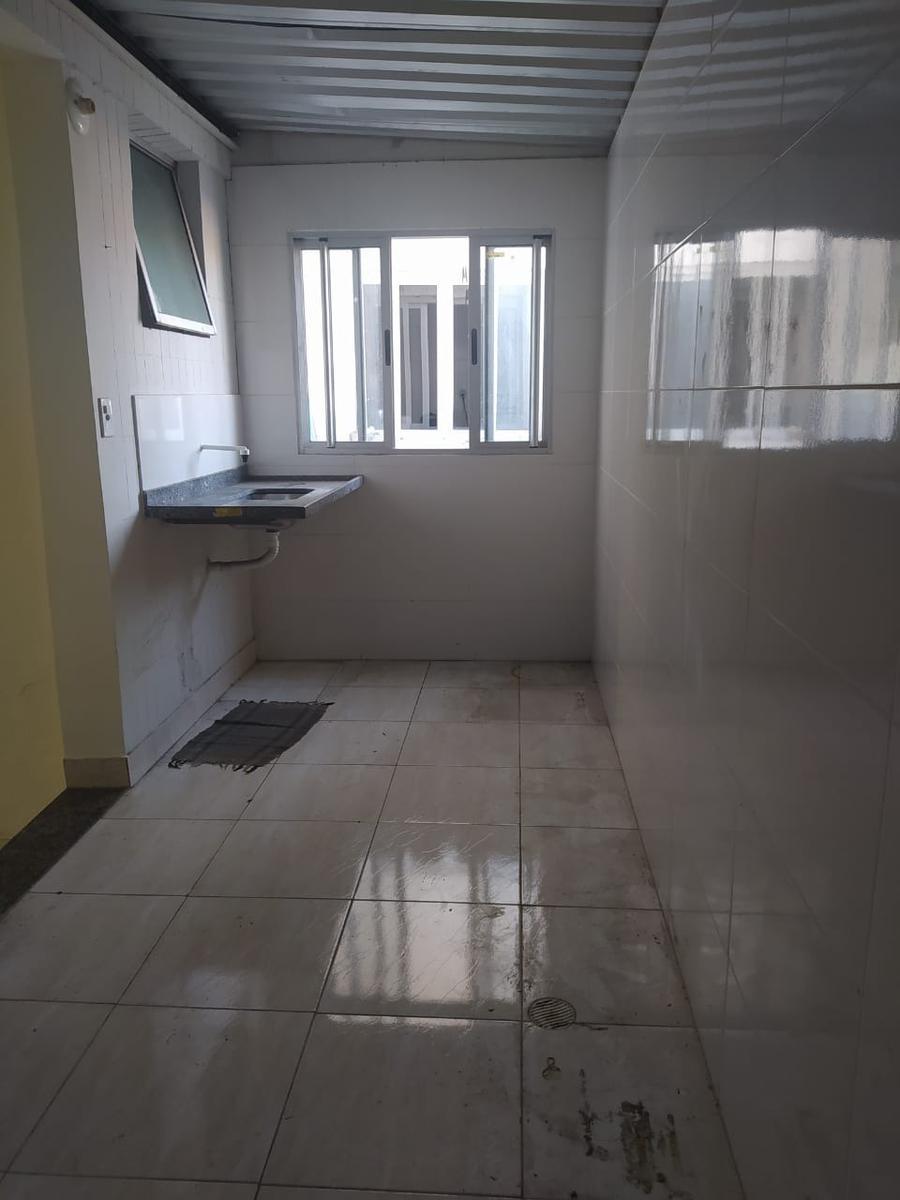 Quitinete, Glória, 1 Quarto, 0 Vaga