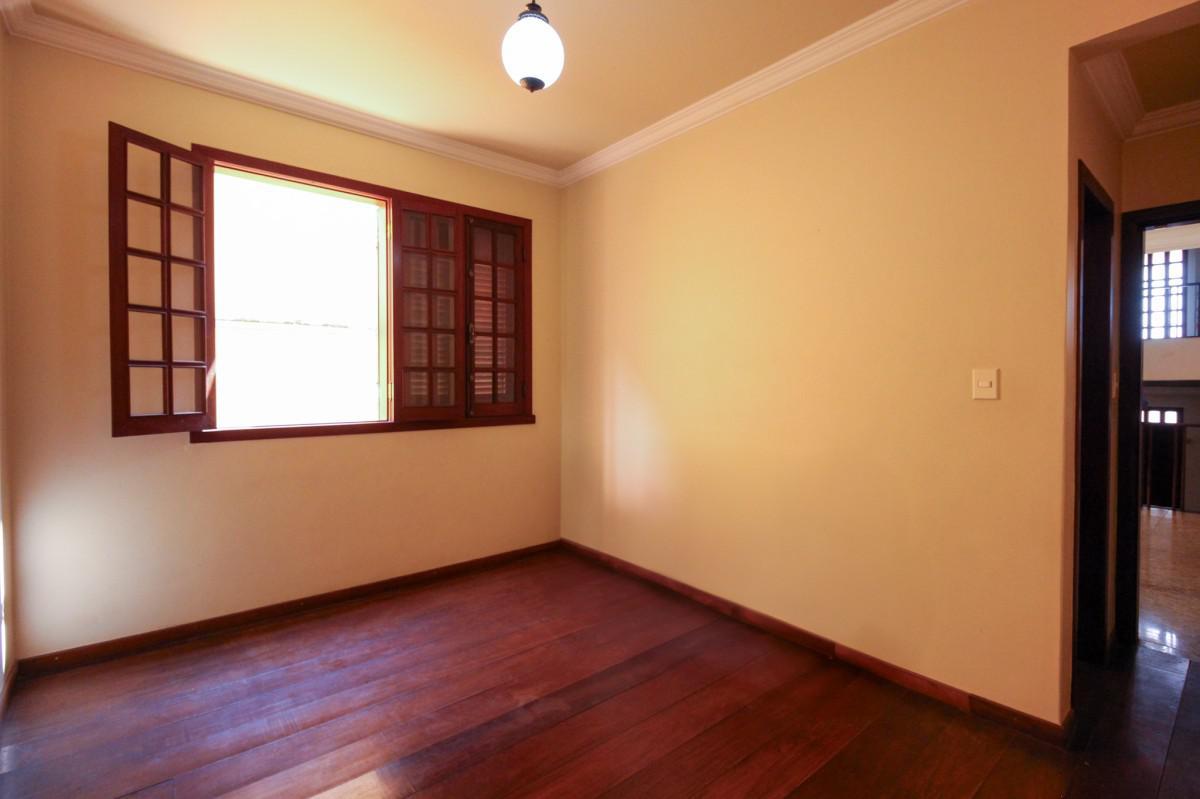 Casa, Palmares, 5 Quartos, 5 Vagas, 2 Suítes