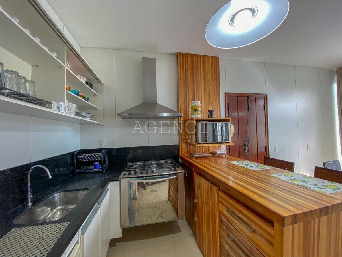 Casa, Bandeirantes (pampulha), 5 Quartos, 0 Vaga, 5 Suítes