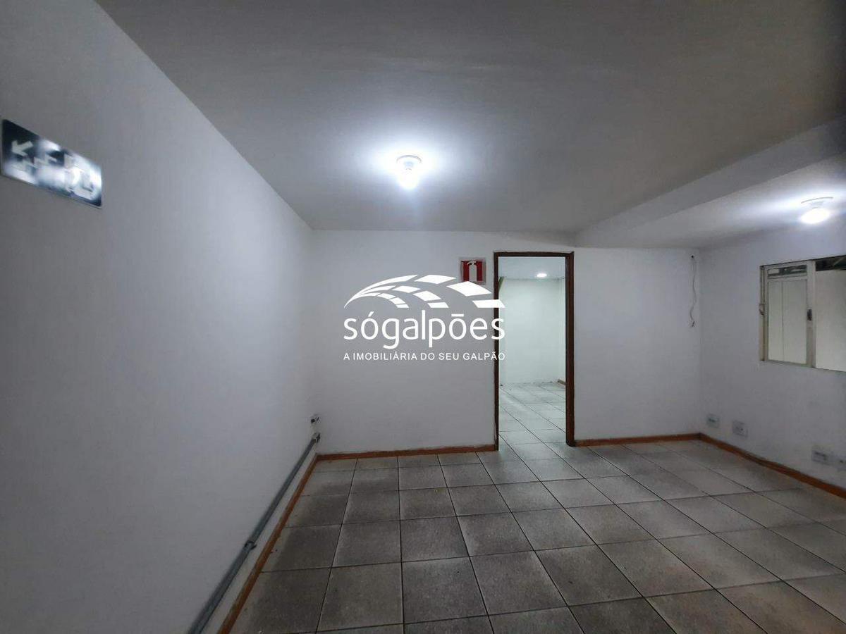 Galpão, Padre Eustáquio