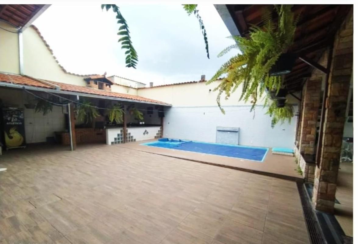 Casa, São Geraldo, 6 Quartos, 5 Vagas, 2 Suítes