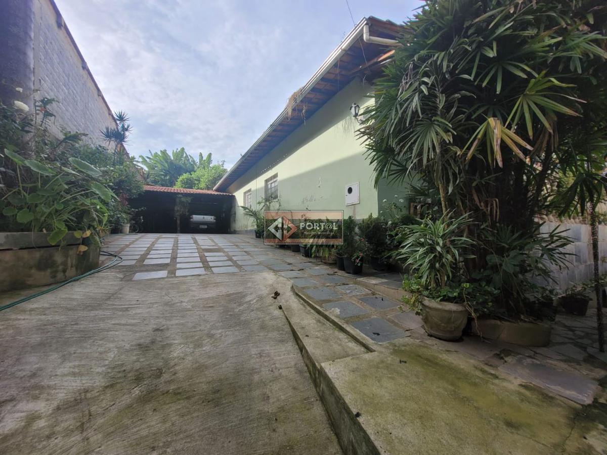 Casa, Mantiqueira, 4 Quartos, 4 Vagas, 1 Suíte