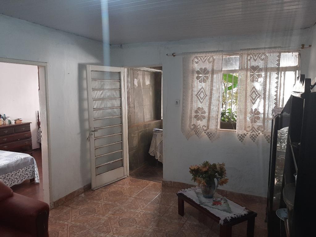 Casa, Centro, 4 Quartos, 0 Vaga, 1 Suíte