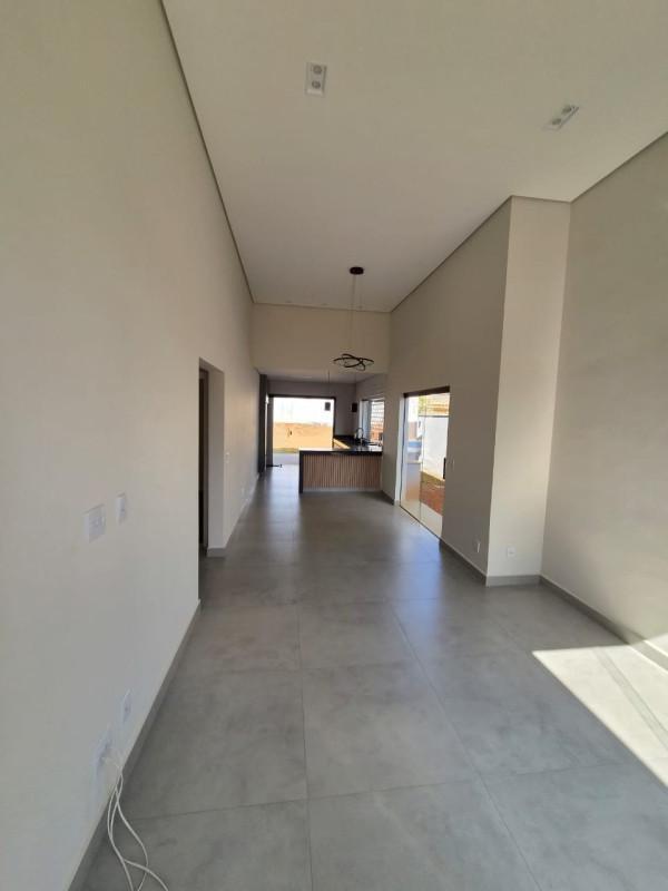 Casa, Francisco Pereira, 3 Quartos, 4 Vagas, 1 Suíte