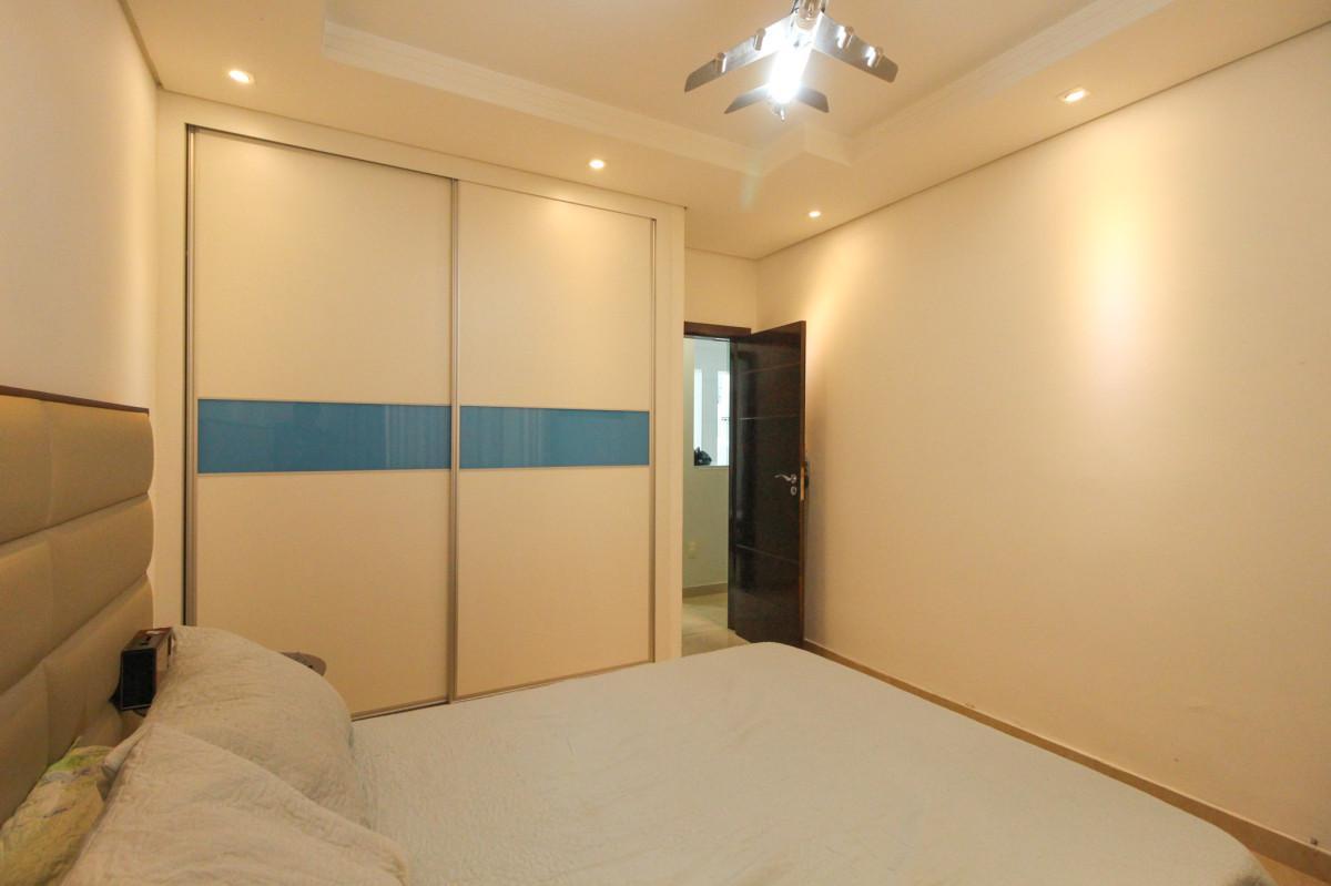 Casa, Novo Eldorado, 4 Quartos, 4 Vagas, 1 Suíte
