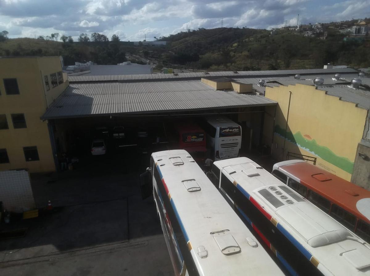 Galpão, Arvoredo, 0 Quarto, 50 Vagas