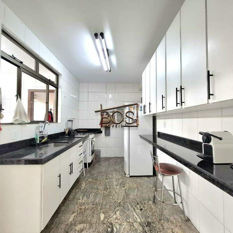 Apartamento, Luxemburgo, 4 Quartos, 3 Vagas, 1 Suíte