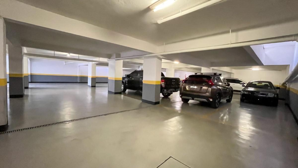 Apartamento, Funcionários, 4 Quartos, 2 Vagas, 1 Suíte