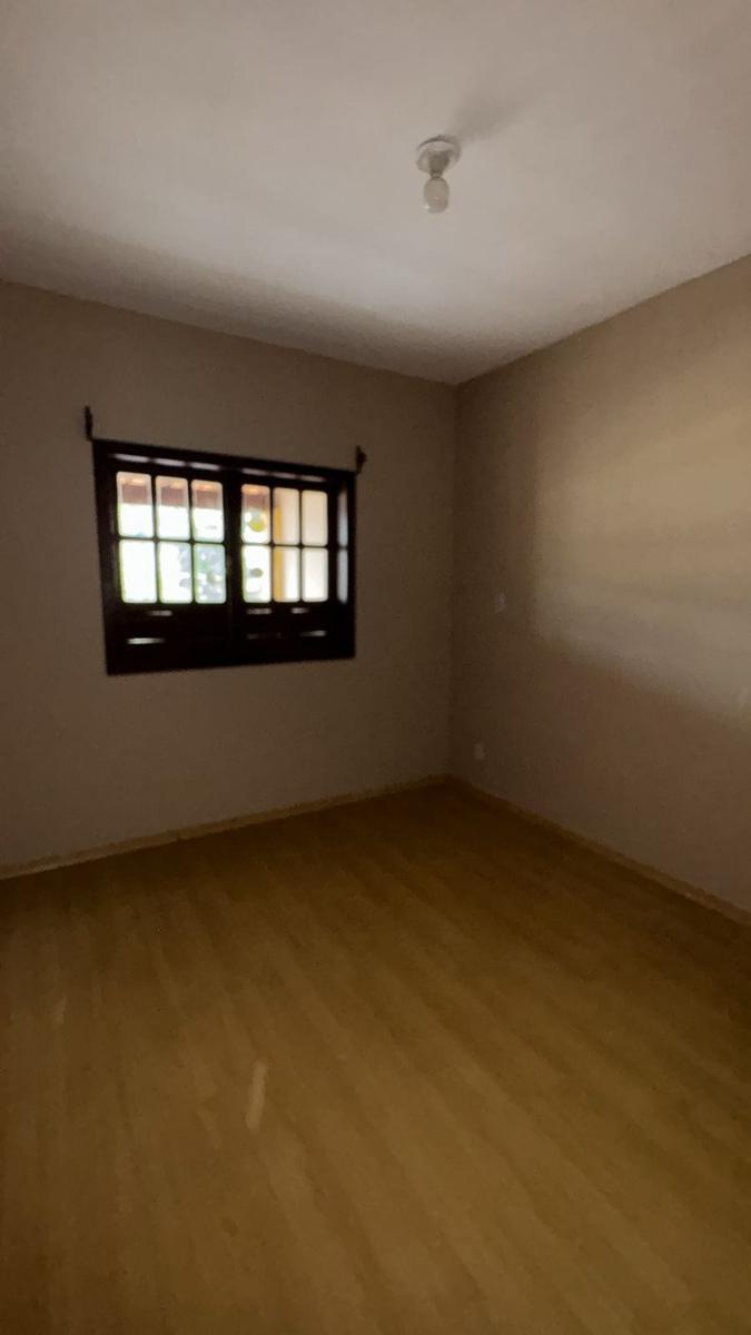 Casa, Centro, 3 Quartos, 0 Vaga, 1 Suíte