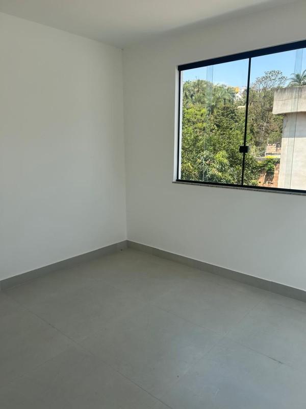 Casa, Jardim Vitória, 3 Quartos, 2 Vagas, 1 Suíte