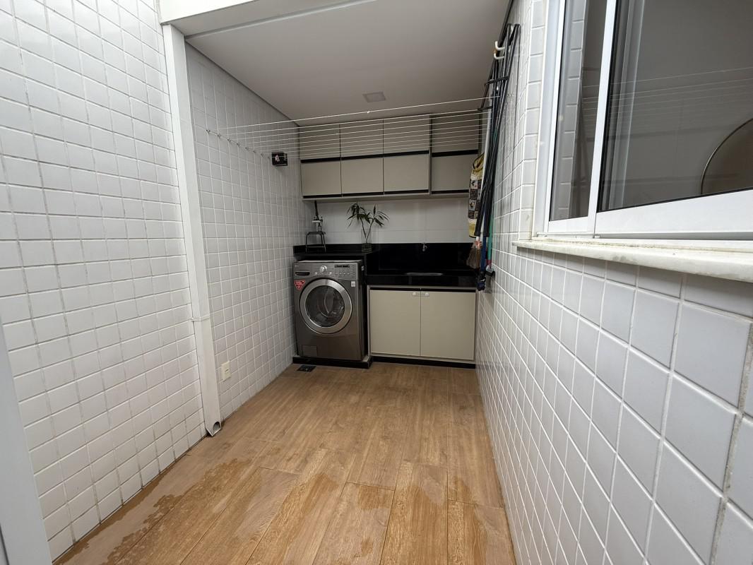 Apartamento, Angola, 3 Quartos, 2 Vagas, 1 Suíte