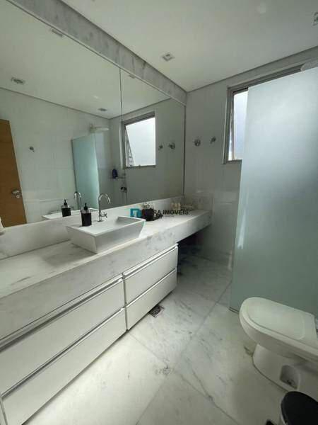 Cobertura, Savassi, 4 Quartos, 3 Vagas, 1 Suíte