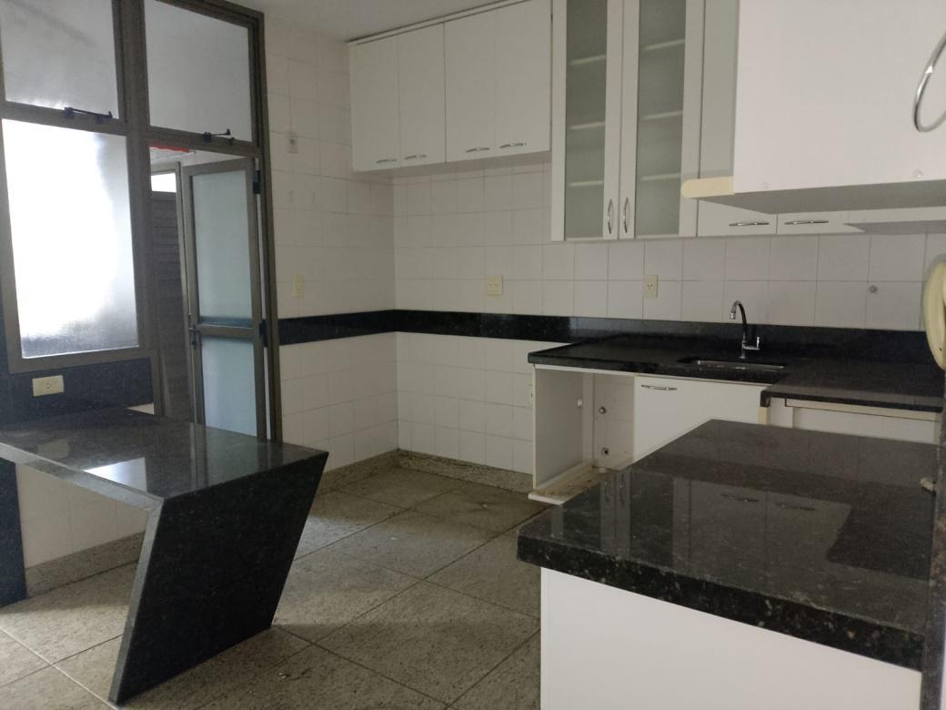 Apartamento, Funcionários, 3 Quartos, 2 Vagas, 1 Suíte