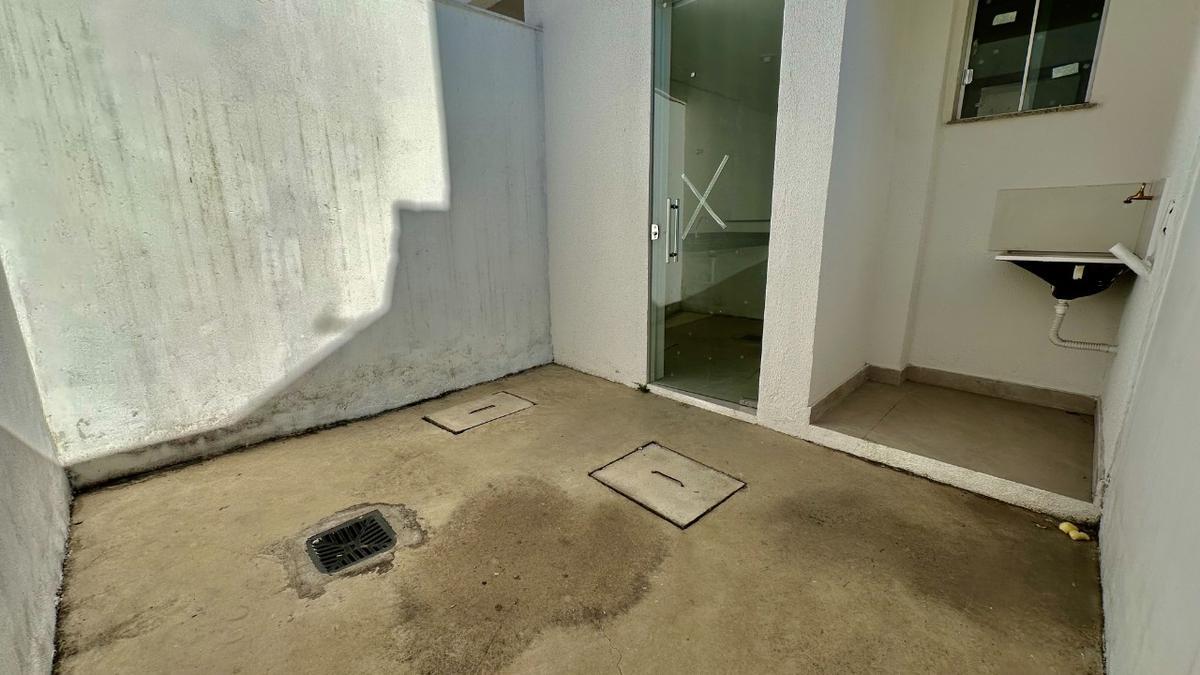 Casa, Piratininga (venda Nova), 2 Quartos, 1 Vaga, 2 Suítes