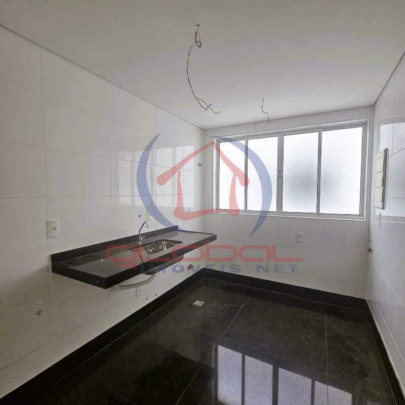 Cobertura, Serrano, 4 Quartos, 2 Vagas, 2 Suítes