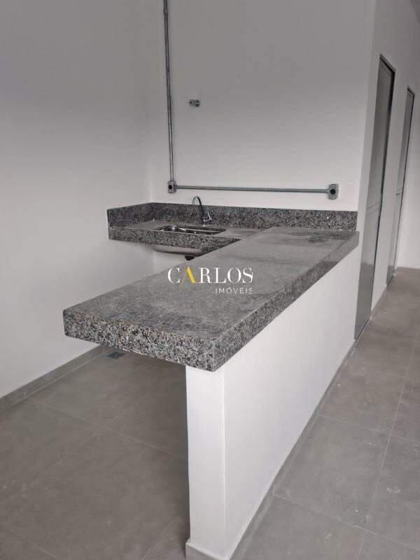 Galpão, Do Comércio