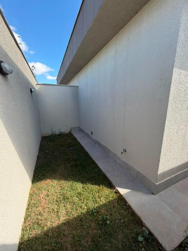 Casa, Novo Centro, 3 Quartos, 2 Vagas, 1 Suíte