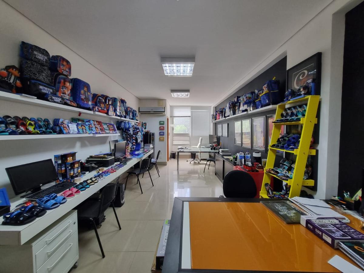 Sala, Estoril, 0 Quarto, 1 Vaga