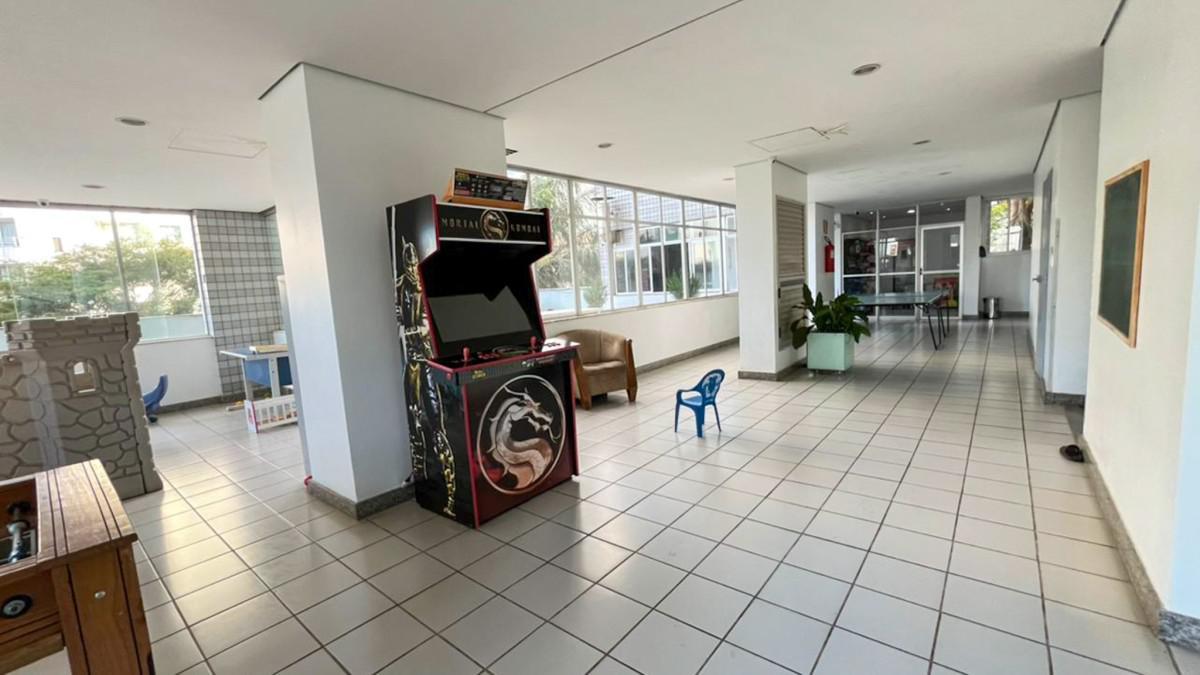 Apartamento, Estoril, 3 Quartos, 2 Vagas, 1 Suíte