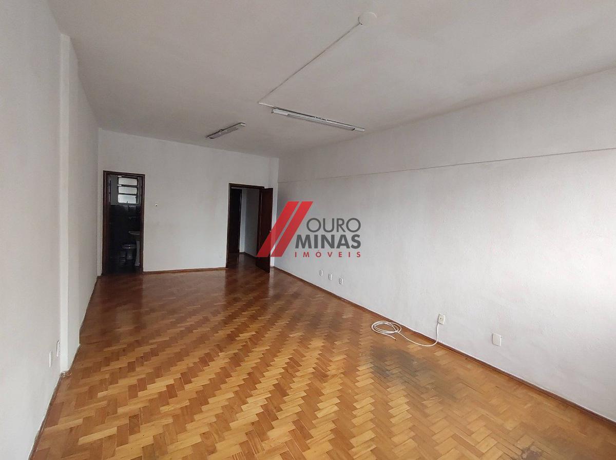 Sala, Centro