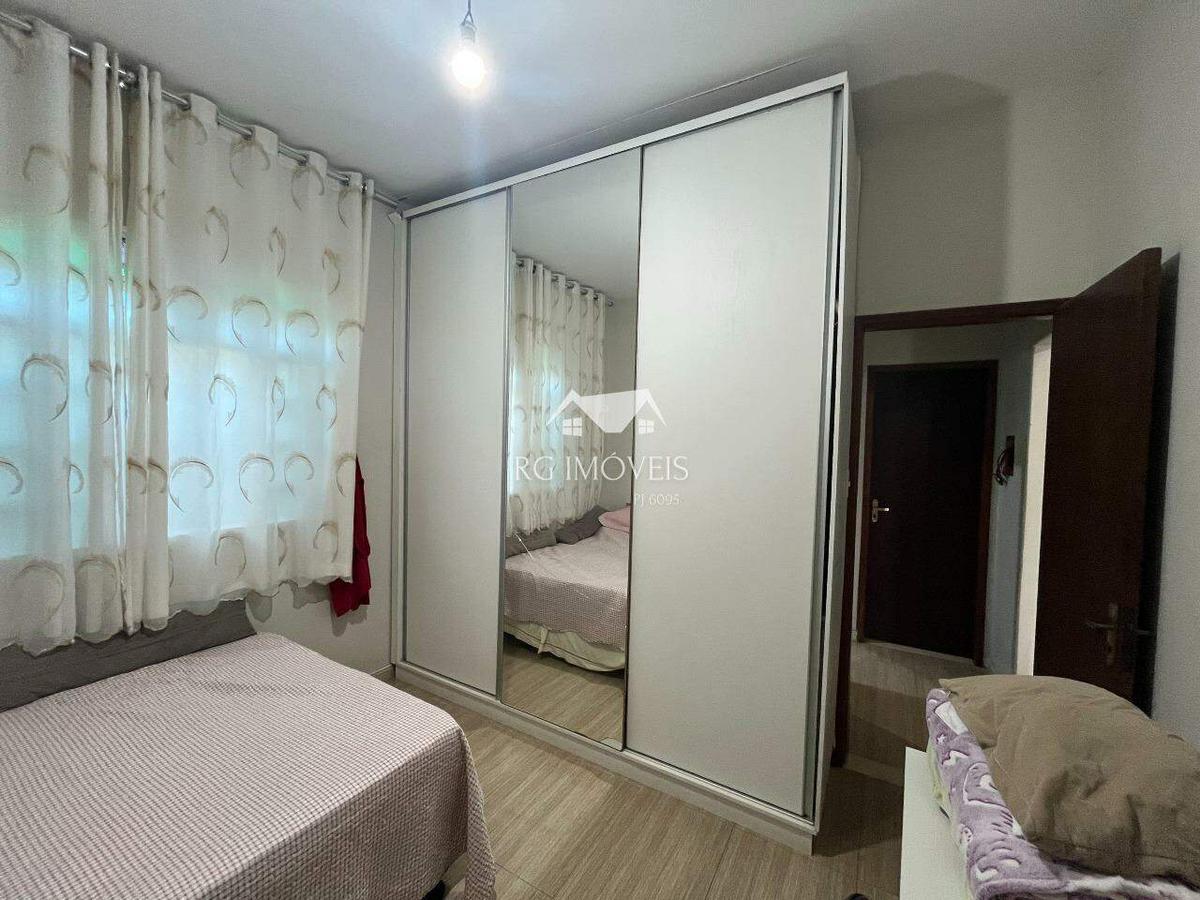 Casa, Milionários, 3 Quartos, 4 Vagas, 1 Suíte