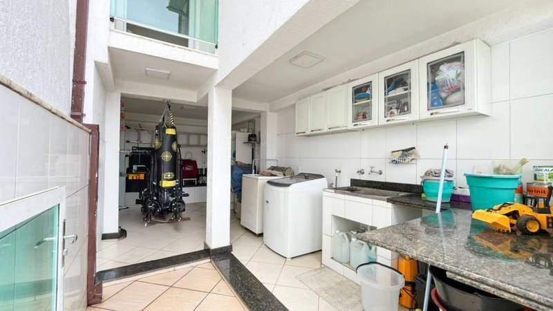 Casa, Planalto, 3 Quartos, 2 Vagas, 1 Suíte