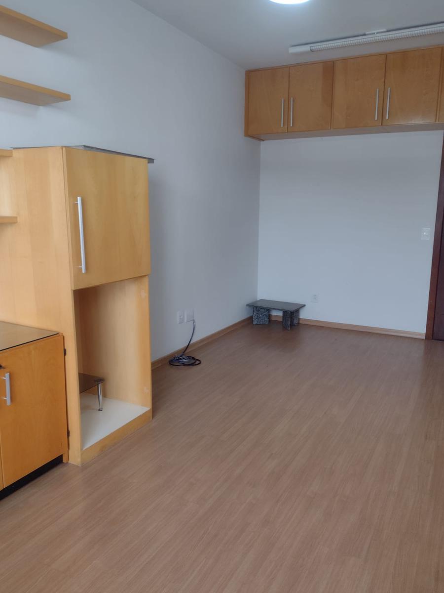 Sala, Barro Preto, 0 Quarto, 0 Vaga