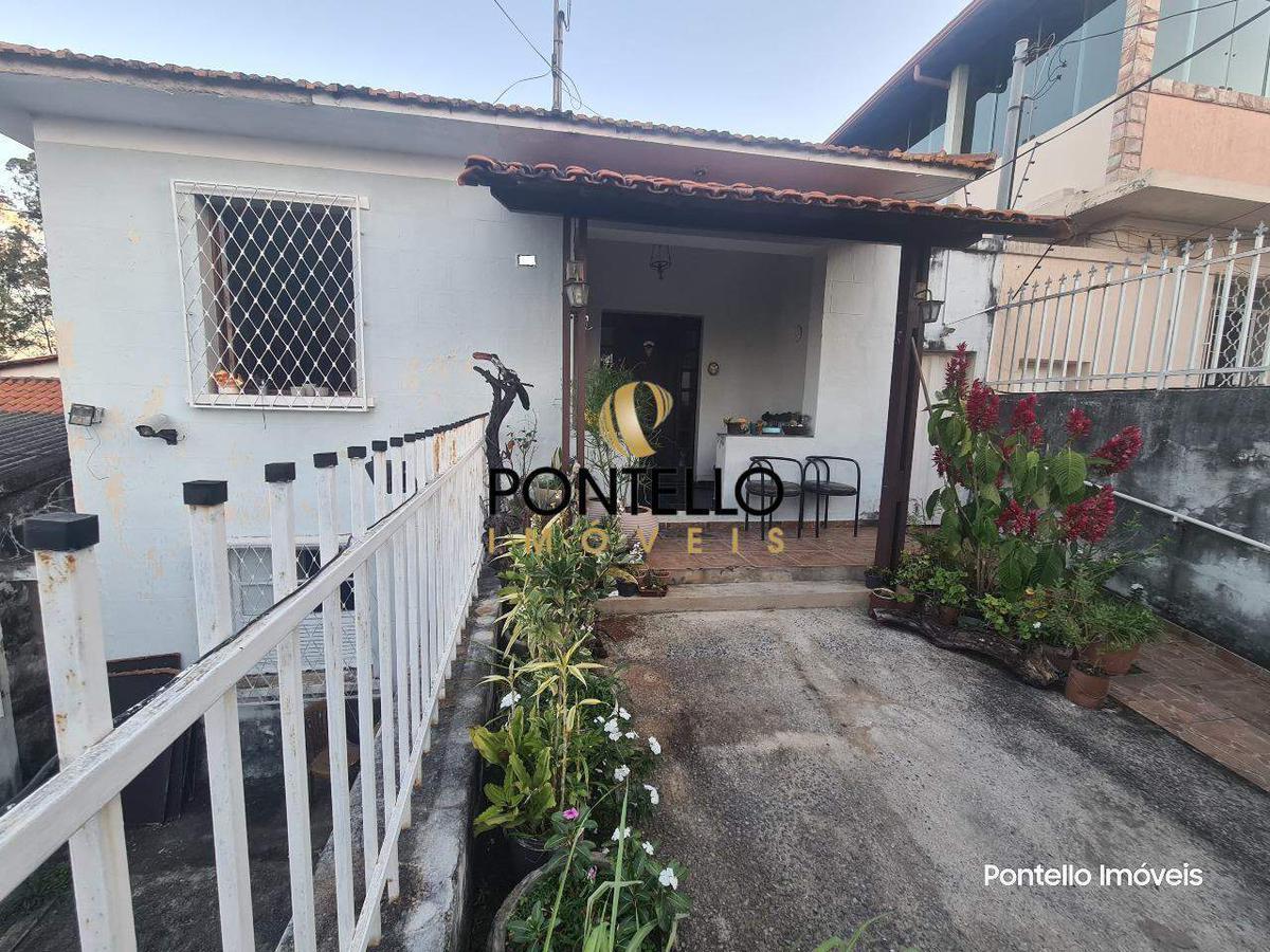 Casa, Cachoeirinha, 4 Quartos, 1 Vaga, 1 Suíte