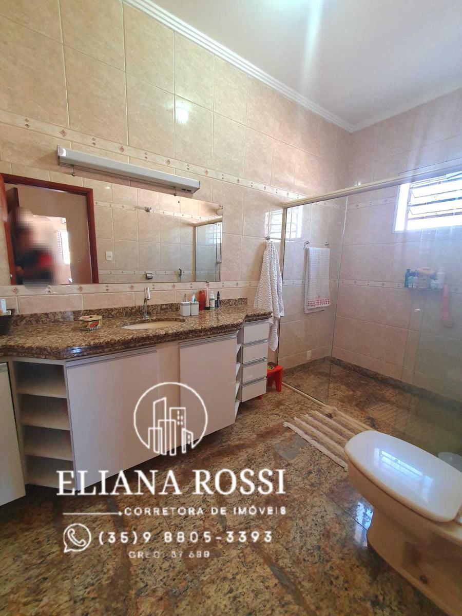 Casa, Campos Elíseos, 3 Quartos, 4 Vagas, 1 Suíte