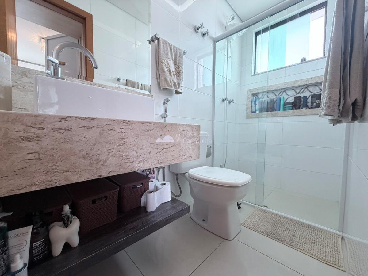 Casa, Jardim Atlântico, 3 Quartos, 3 Vagas, 1 Suíte