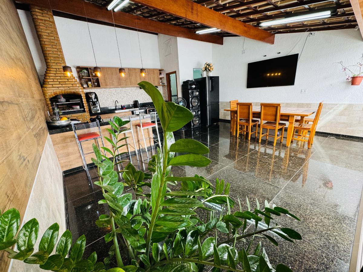 Casa, Santa Amélia, 3 Quartos, 4 Vagas, 1 Suíte